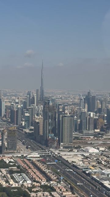 Бурдж-Халифа с высоты птичьего полета #дубай