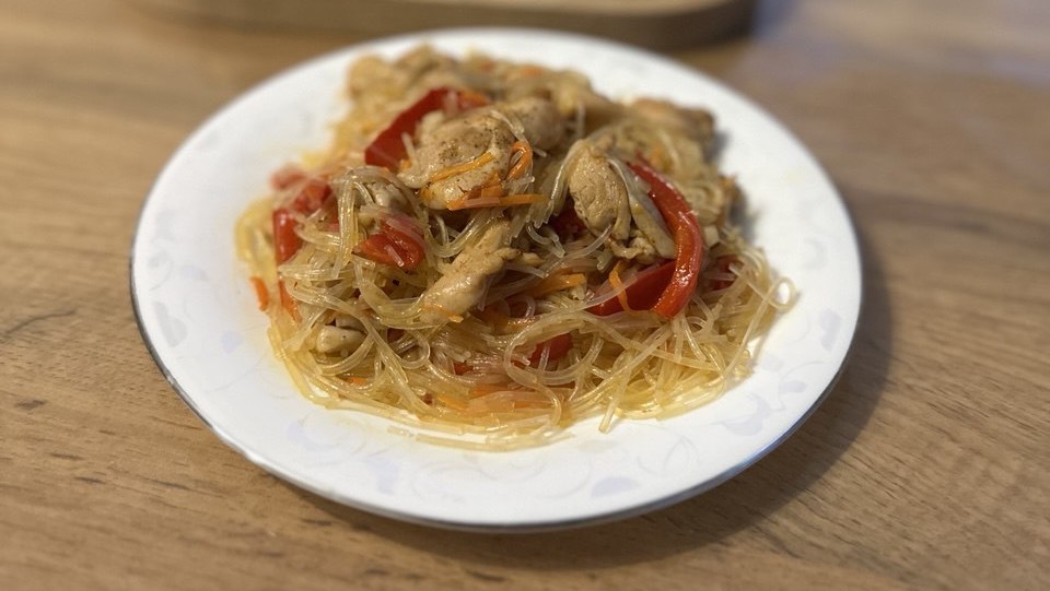 Фунчоза с овощами и грибами!!!