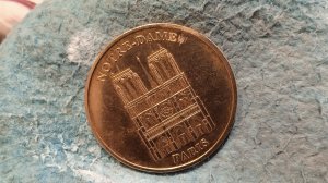 Как отполировать монету зубной пастой