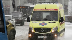 Три человека пострадали в ДТП с двумя автобусами и самосвалом в Приамурье