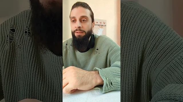 Ты осуждаешь других, потому что ранен