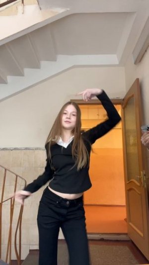 танцую в школе🫶🏻🫶🏻 #танцы #vitaminion