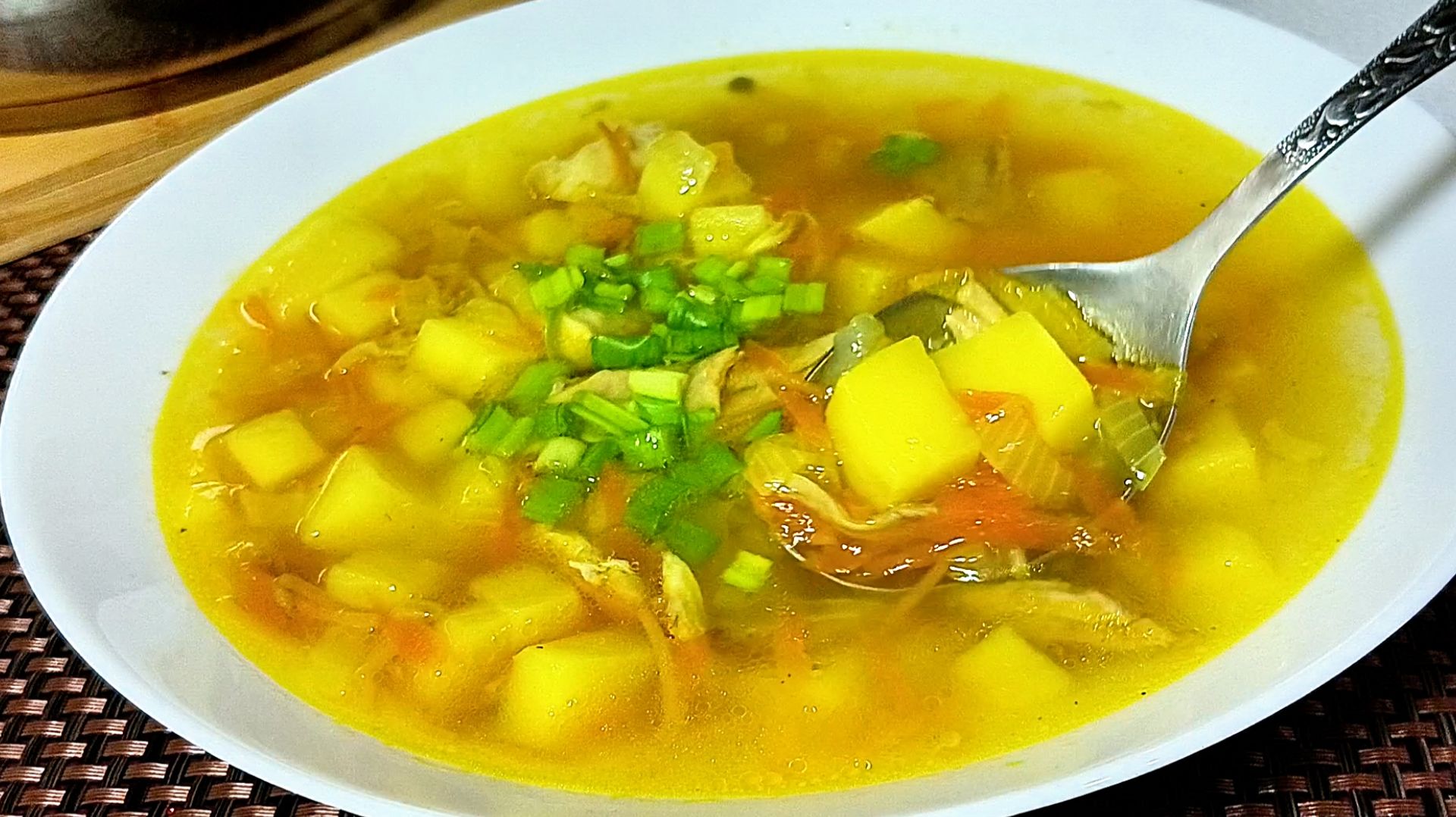 Куриный СУП с вермишелью: наваристый, ароматный и очень вкусный! смотреть онлайн