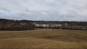 Вид с холма на жилой район на шведском острове Готланд