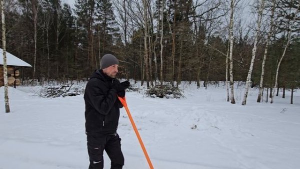 ХУТОР  В ЛЕСУ совсем недавно был брошенным. Рыбалка