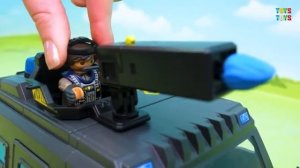 Динозавр атакует! Полицейская машина, Скорая помощь, Вертолет, Щенячий патруль | Мультики для детей