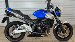 Suzuki GSR600