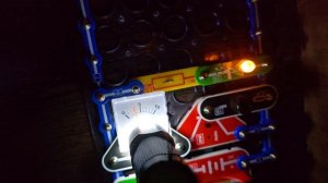 Светодиодный дальномер (конструктор Знаток)