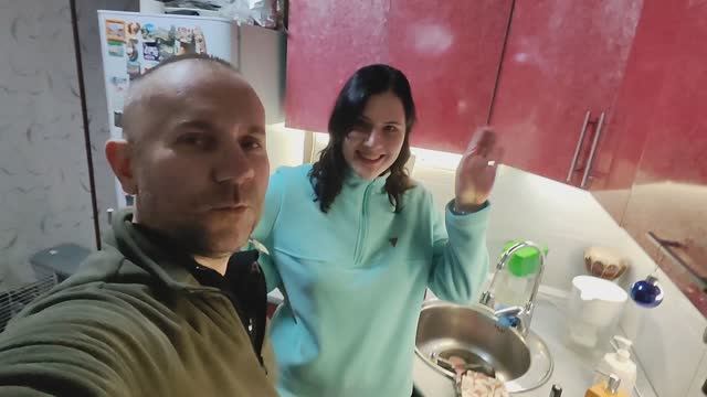 What can a poor family in the Russian countryside buy on February 14? смотреть онлайн