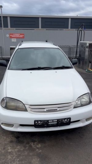 Toyota Caldina 2001