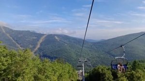 Горнолыжный курорт "Горный воздух" г. Южно-Сахалинск. Спуск на канатной дороге