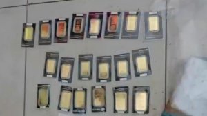 Шкатулку с двумя десятками золотых слитков по ошибке выбросил в мусор житель Италии.