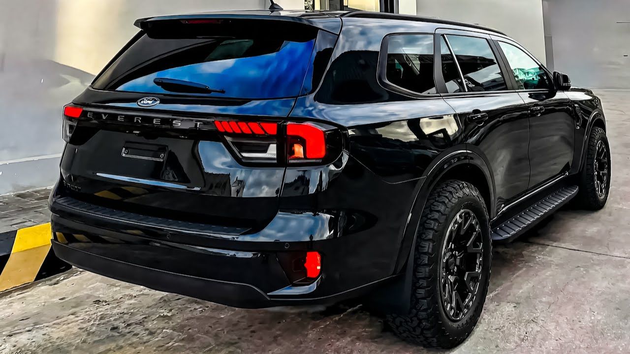 FORD Everest Sport 2026 — брутальный внедорожник, интерьер и экстерьер. смотреть онлайн