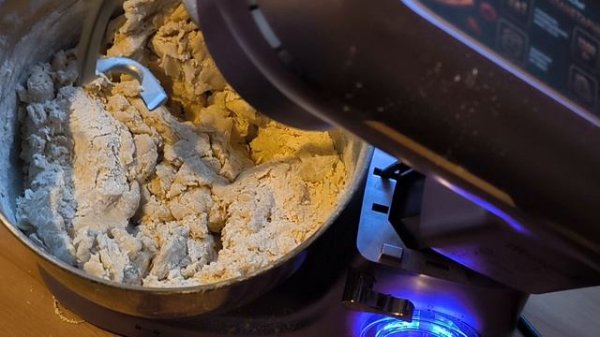Тесто для сытных пирожков. Рецепт теста для планетарного миксера
