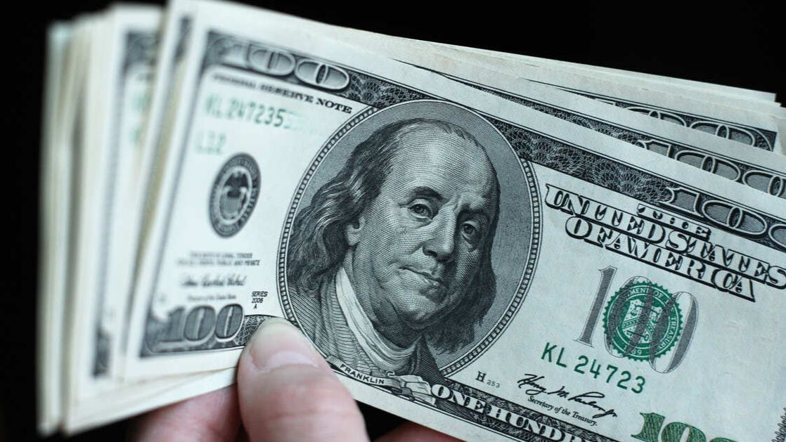 Песков напомнил, что США сами ограничили использование доллара смотреть онлайн