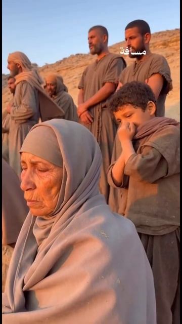 Мы отправили к адитам их брата Худа. Он сказал: «О мой народ! Поклоняйтесь Аллаху, ибо нет у вас ино смотреть онлайн