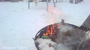 По рекомендации ГО и ЧС администрации нашего г.п.г. Краснослободск Федина В.Е. сжигаю мусор зимой