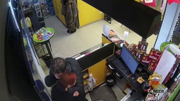 Уроженец Черкесска задержан столичной полицией за разбойные нападения на продавцов в торговом центре