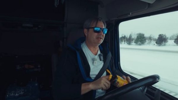 Алекс Брежнев/Доставка в Канаду, нервный финал и цена допуска таможни.