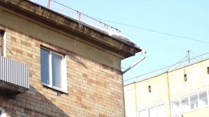 ОПАСНЫЙ ЛЕД. И СНИЗУ, И СВЕРХУ