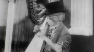 Официальный трейлер "Обезьяньи проделки / The Marx Brothers - Monkey Business (1931)"