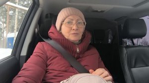 Деревенские будни.Немножко закупились.Ломает крыши,а он всё идёт 🤦