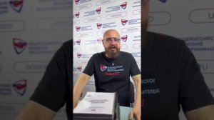 Периодически в нашу дружную компанию залетает какой-нибудь сумасшедший инфоцыган и начинает орать: «