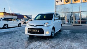 Toyota Sienta, 2012 год