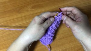 Простой в исполнении узор спицами два ряда в высоту