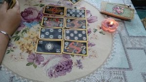 Крестовый мужчина, что покажут карты