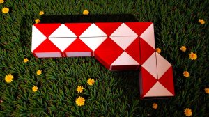 РЕВОЛЬВЕР- ПИСТОЛЕТ ИЗ ЗМЕЙКИ РУБИКА. Фигуры из змейки