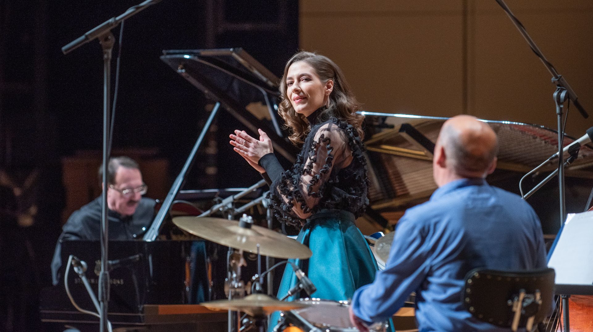 MÚSICA LATINA - Someday