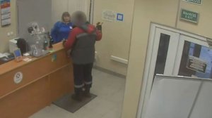 Кассир приняла роды в машине на трассе в Калужской области