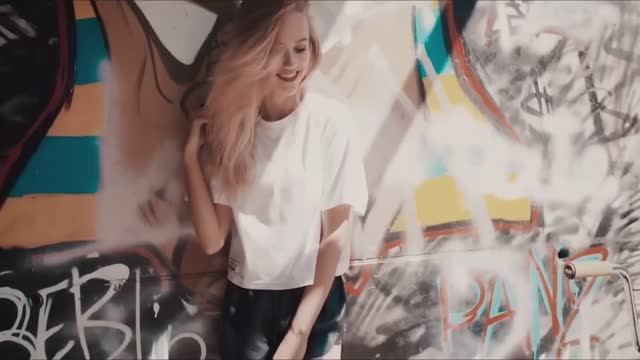 🅒. 🅒. 🅒🅐🅣🅒🅗 - Ⓗⓔⓐⓥⓔⓝ Ⓐⓝⓓ Ⓗⓔⓛⓛ (🅲🅾🆅🅴🆁 🅱🆈 🅱🆄🆁🆂🅲🅷🅸 1977) смотреть онлайн