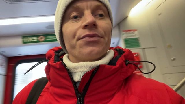 ЕДУ НА ДВУХ ЭТАЖНОМ ПОЕЗДЕ смотреть онлайн