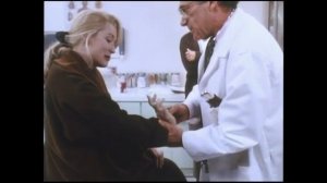 Официальный трейлер "Смерть ей к лицу (1992)"