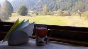 Для любителей стука колес поезда. И самой поездки тоже