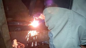 Газосварка ЖКХ  Устраняем аварию в отоплении Gas welding in housing and communal services
