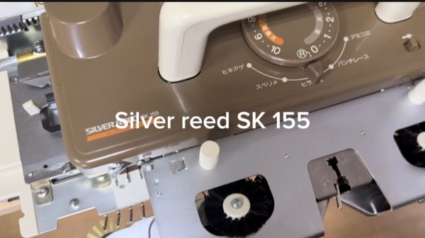 Для Татьяны Silver reed SK155, вязальная машина 3 класса, тел 89153201139