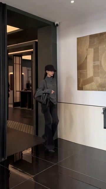 Безупречный стиль без усилий, всегда элегантно смотреть онлайн