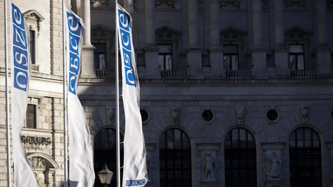 Россия обратилась в ОБСЕ из-за нарушения прав русскоязычных в Латвии смотреть онлайн