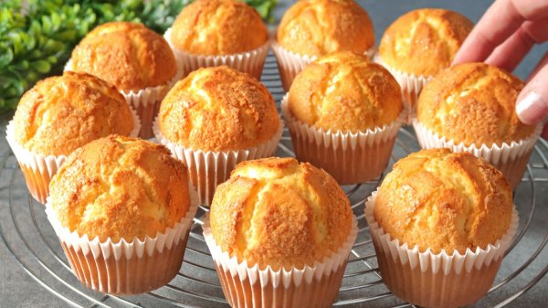 Всё смешали и в духовку! Самый простой и вкусный рецепт кексов!