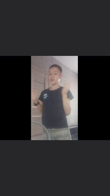блу а у тебя лицо выглядит жирно ( + моё лицо.)