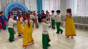 Танец "Дружба народов", Автор: музыкальный руководитель 3 корпуса Мангирова Светлана Владимировна