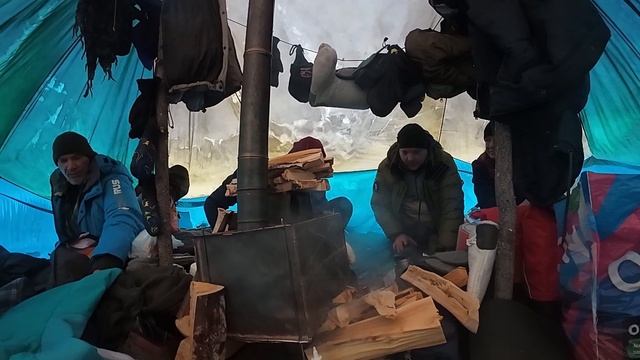 Зимний поход на перевал Дятлова 2026 часть 1 смотреть онлайн