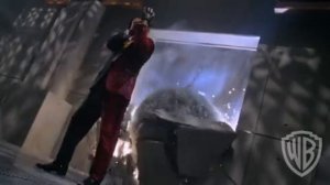 Официальный трейлер "Бэтмен навсегда / Batman 3 (1995)"