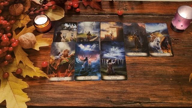 КАКОЙ МУЖЧИНА ЧАСТО ДУМАЕТ О ВАС? | Гадание таро расклад смотреть онлайн