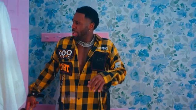 Shakira Ft Jason Derulo - Fall In Love смотреть онлайн