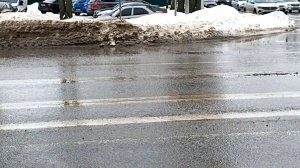 Воронеж..Как пробраться к пешеходному переходу))