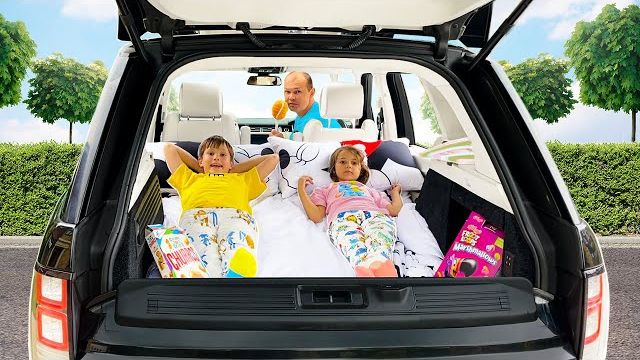 Провели Целый день у папы в машине Макс и Катя смотреть онлайн